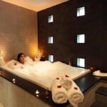 Broad Bean Resort & Spa Hotel Munnar with Romantic Jacuzzi in Room