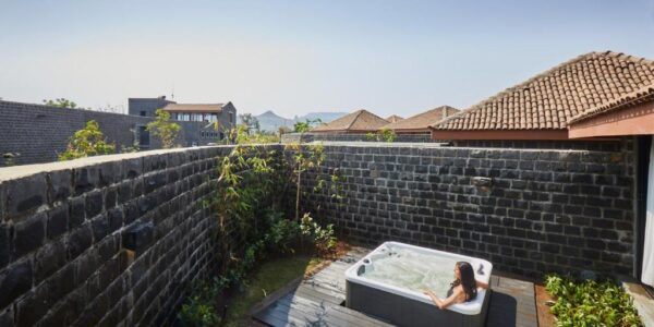 Jacuzzi Hotel Room Viveda Wellness Resort Nashik