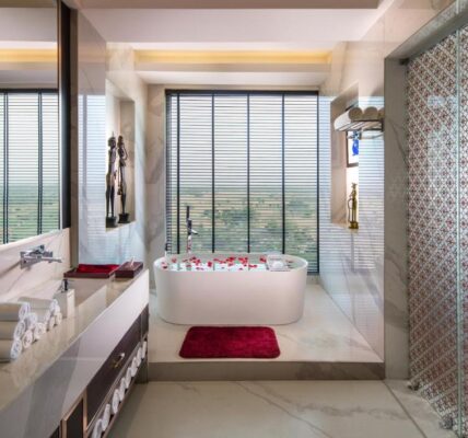 Romantic Bathtub in Noida Sandal Suites by Lemon Tree Hotels