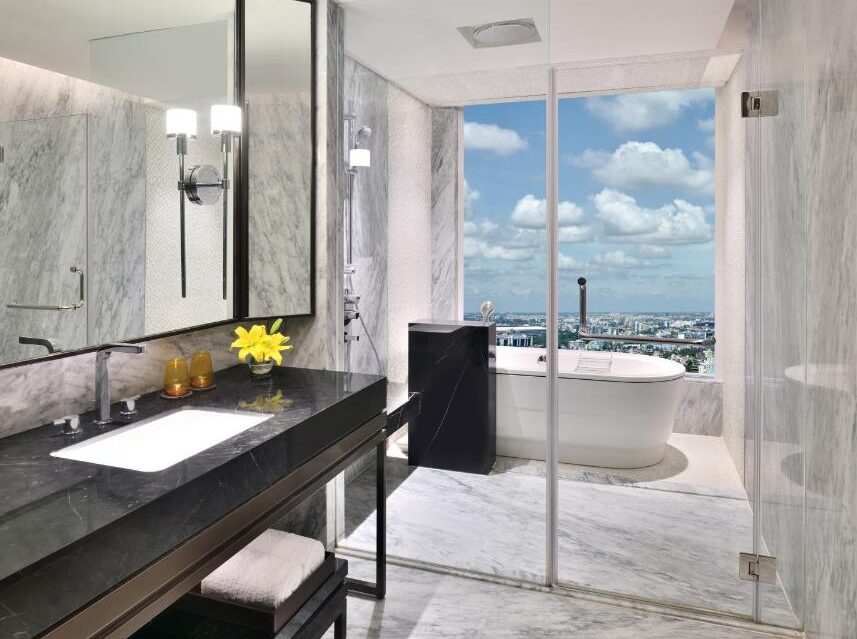 Room Bathtub JW Marriott Hotel Kolkata
