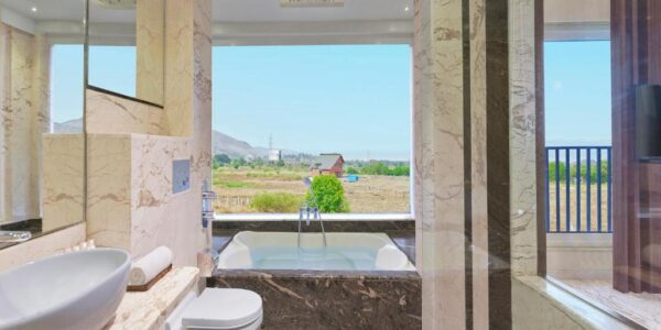 Tropical Retreat Luxury Spa & Resort Igatpuri with Bathtub Room Views
